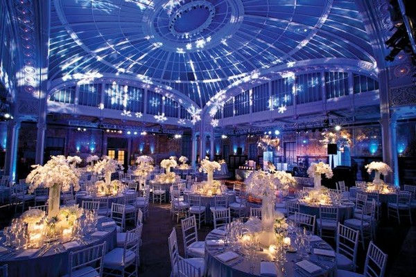 Choose the perfect lighting decoration for your wedding