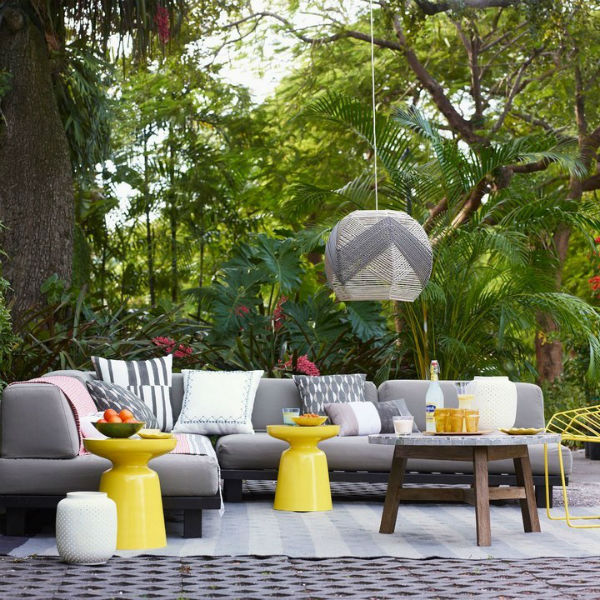 Amazing Ideas For Decorating Your Garden 5